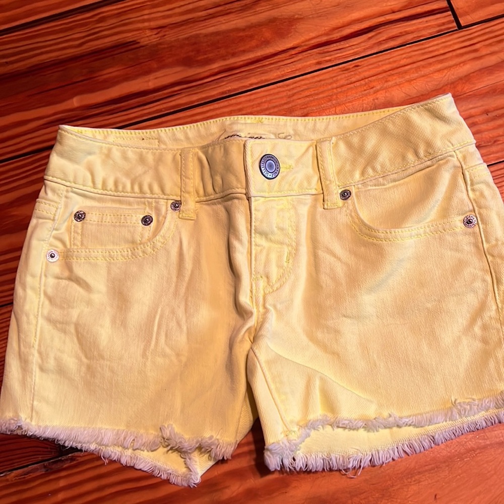 American Eagle frayed jean shorts.